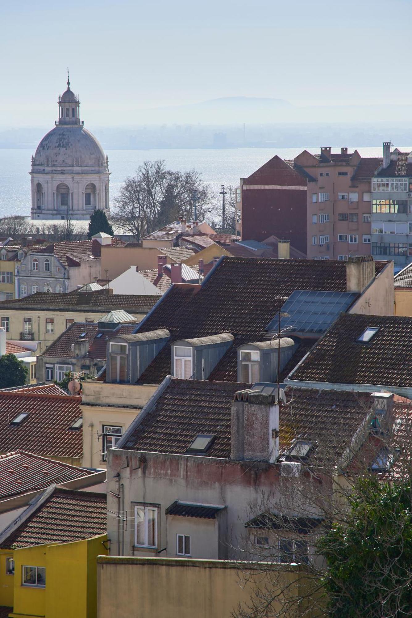 Sunny Graca, River View, By Timecooler Apartment Lisbon